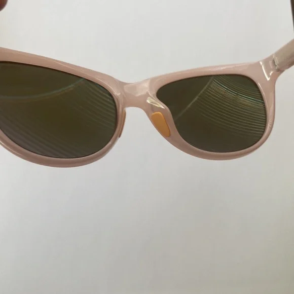 Revo Barclays Polarized Pink Sunglasses - www.nhima.co.zm display picture 1